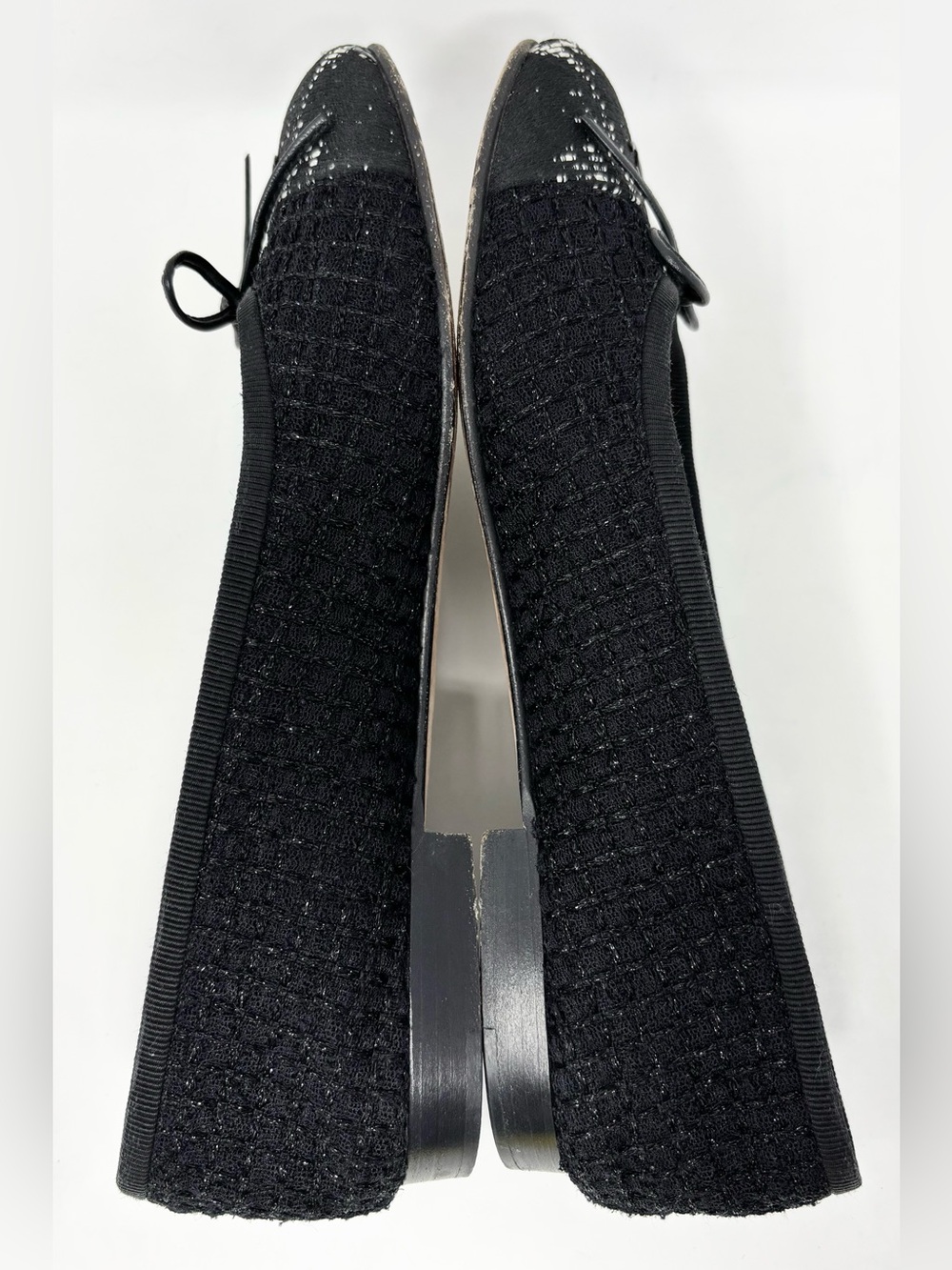 Chanel CC Logo Cap Toe Tweed Ballet Flats Black White Size 37 Authentic - Picture 11 of 15